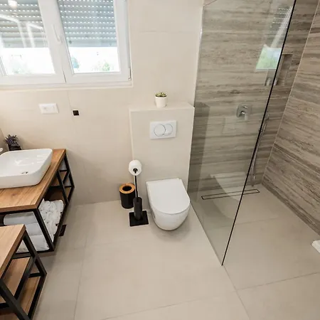 Marin W Massage Pool 3 Min Walk To Villa